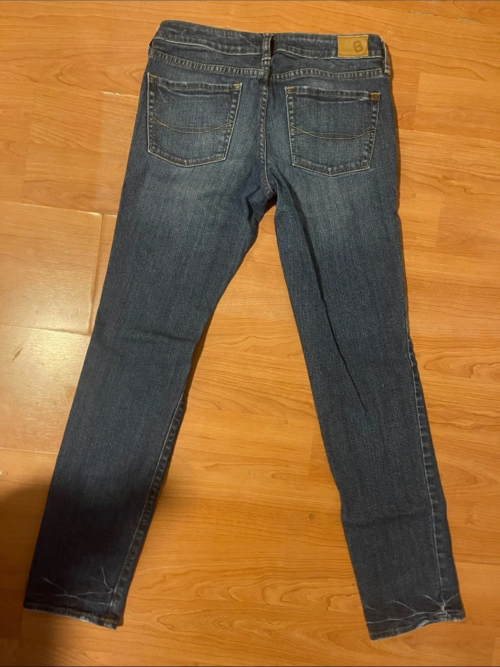 Bullhead Women's Low-Rise Hermosa Super Skinny Jeans